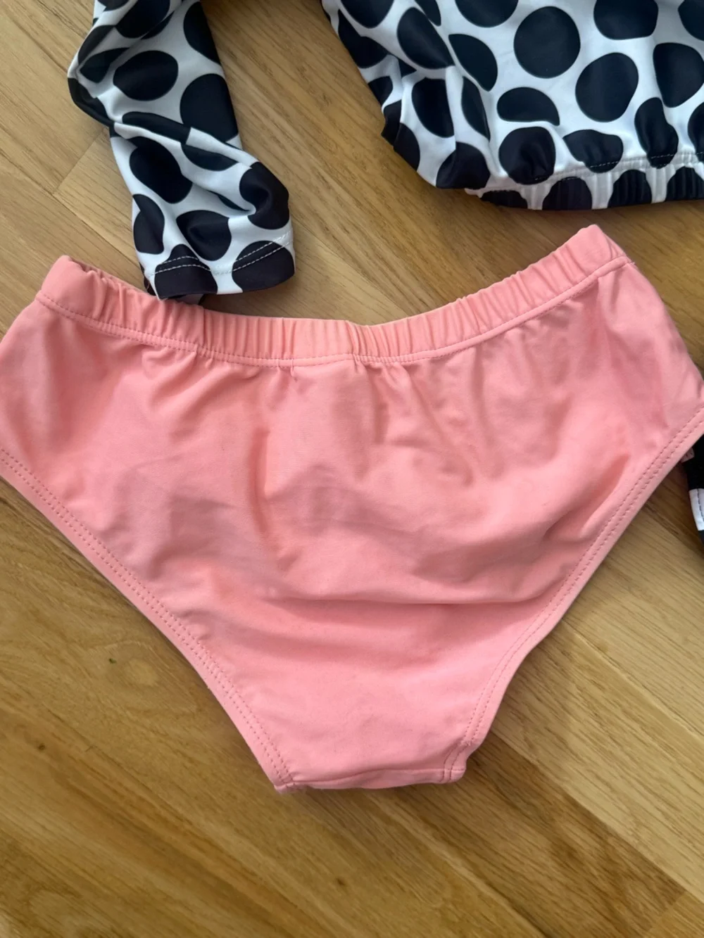 Mia Belle Girls ~Peace and Polka Dots Two Piece Rash Guard Swimsuit /Size 7Y ( 3